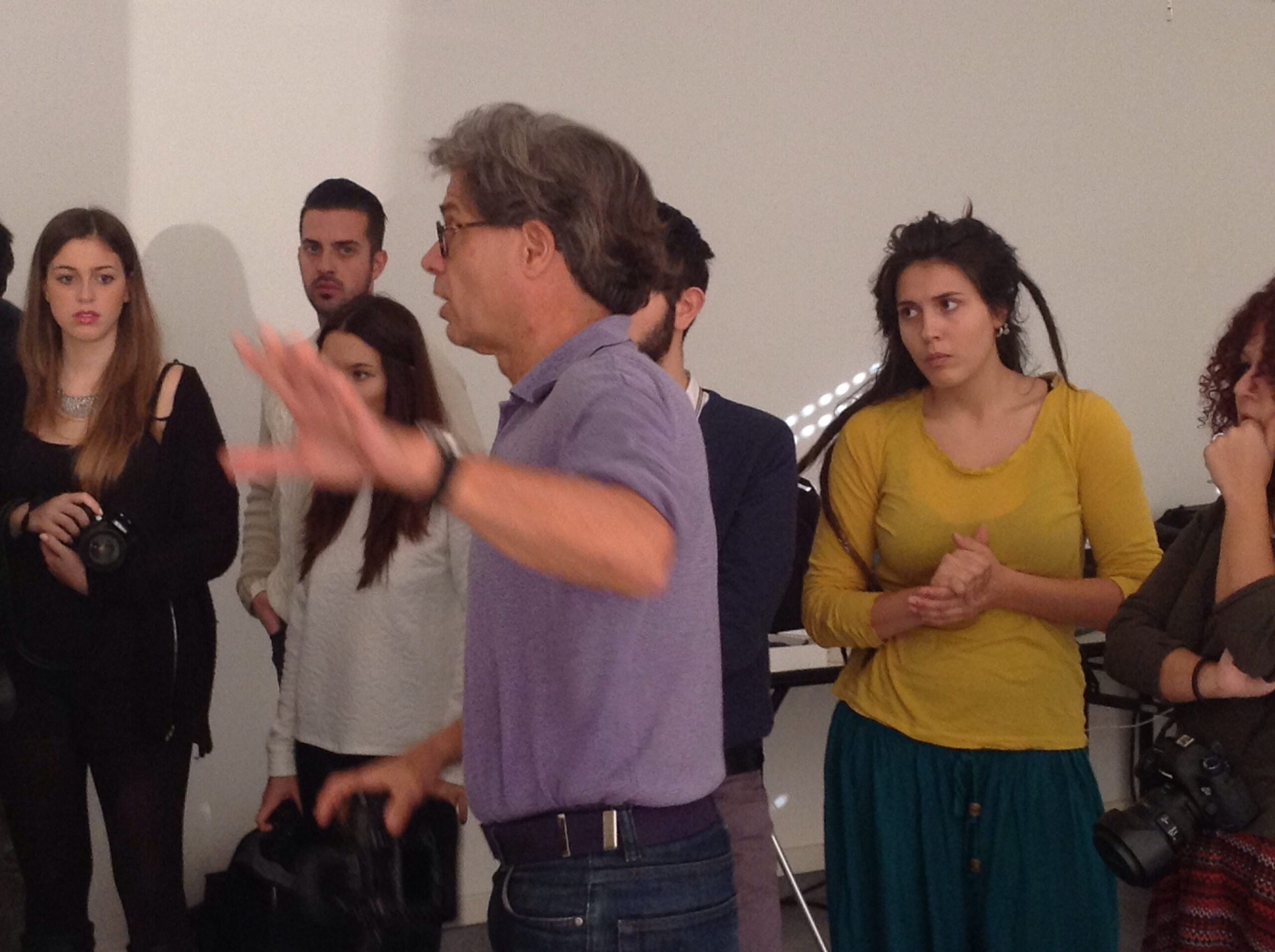 Shooting con fotografi, stilisti e modelle