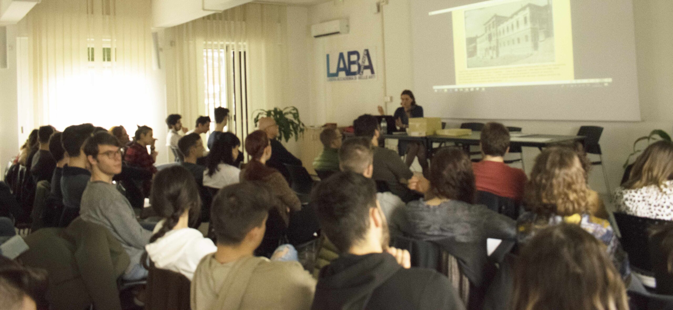 Alla LABA arriva Barbara Costa dell’Archivio storico Gruppo Intesa San Paolo